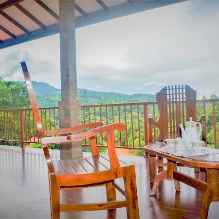 Rock Edge Residence Kandy Buitenkant foto