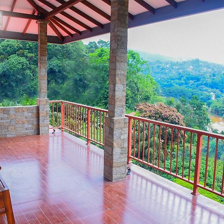 Rock Edge Residence Kandy Buitenkant foto