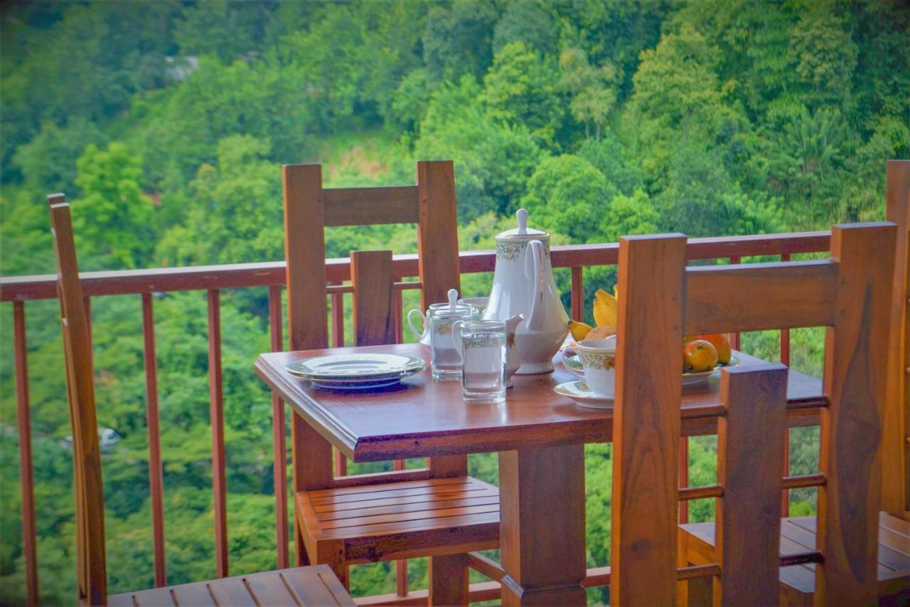 Rock Edge Residence Kandy Buitenkant foto