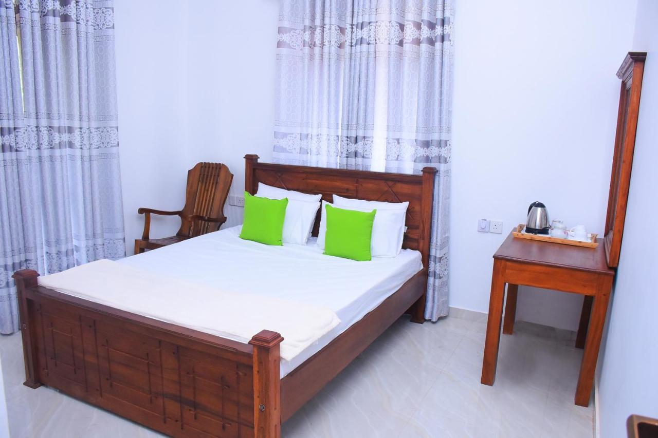 Rock Edge Residence Kandy Buitenkant foto