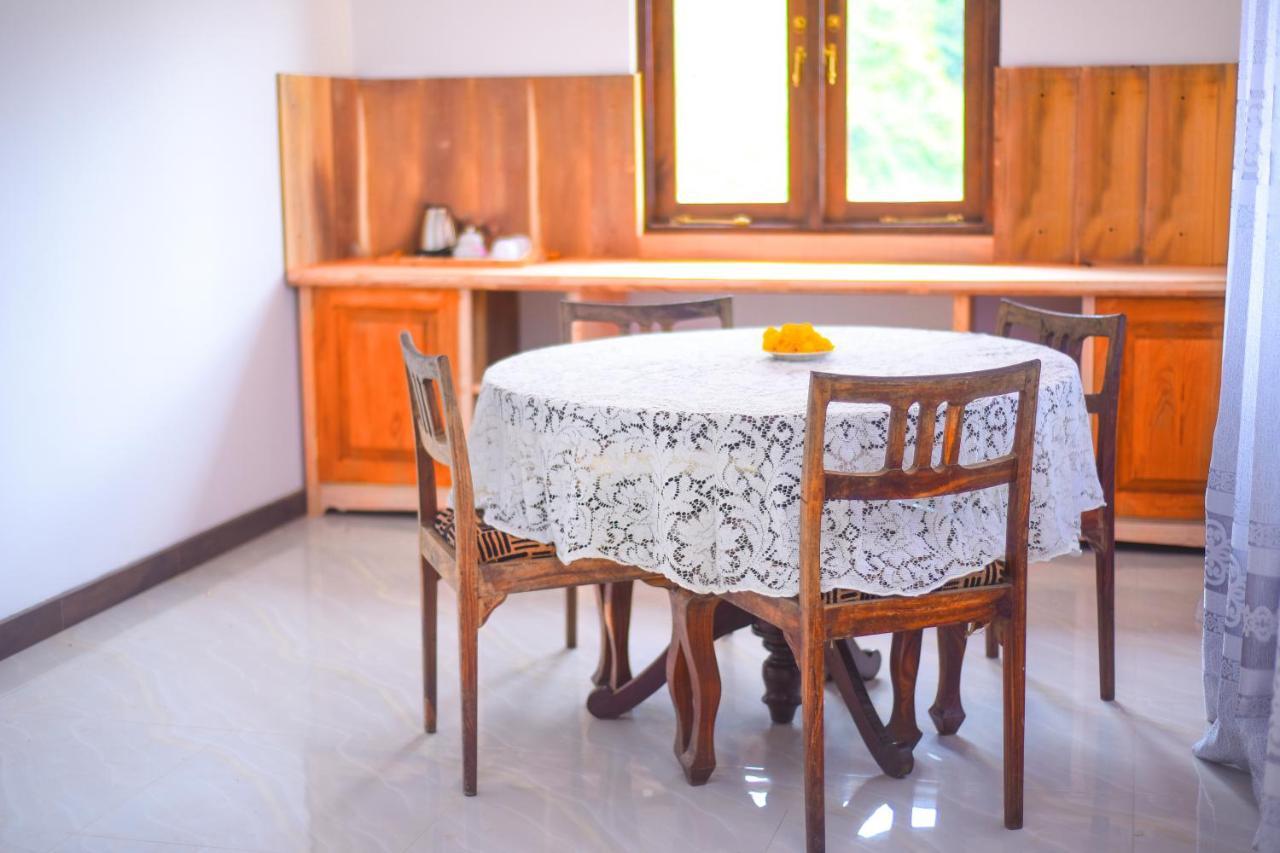 Rock Edge Residence Kandy Buitenkant foto